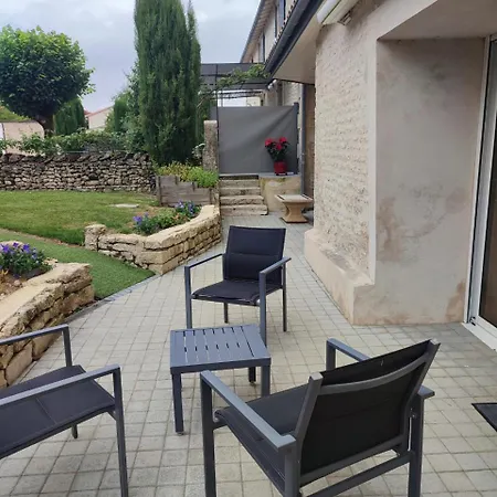 Feriehus Maison Des Hauts, Terre De Lavoirs La Creche